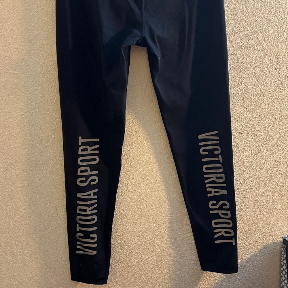 Victoria’s Secret Sport, Black Leggings